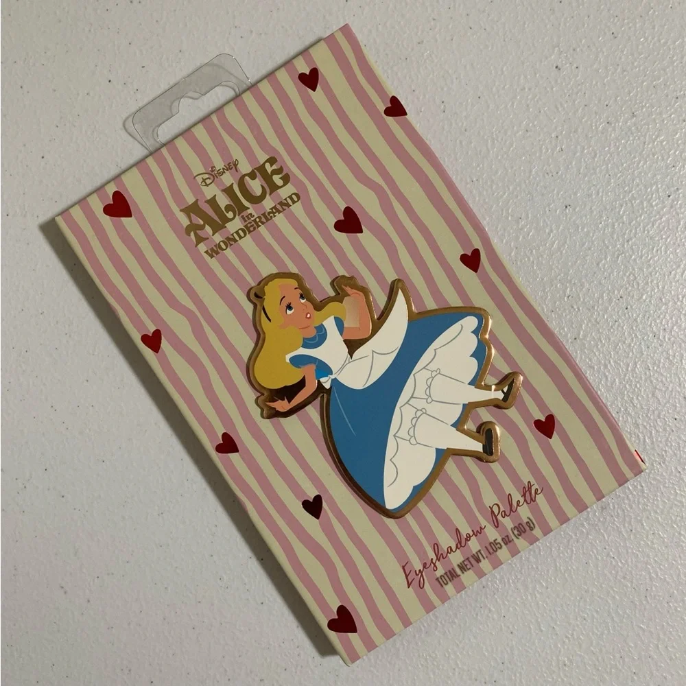 Taste Beauty x Disney Alice in Wonderland Eyeshadow Palette-New